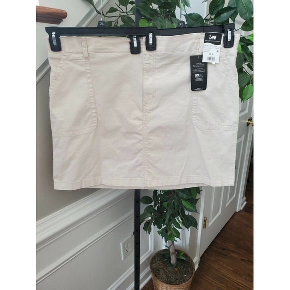 Lee Womens Solid Beige Cotton Regular Fit Mid Rise Mini Casual Skirt Size 22M - Picture 10 of 10